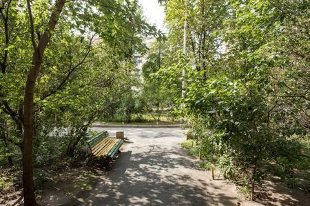 Comfortable Apartment On The River Bank เคียฟ ภายนอก รูปภาพ